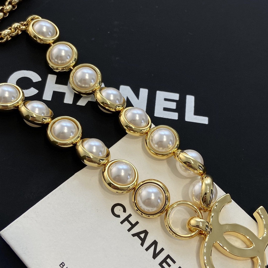 Chanel Gold Pearl Necklace