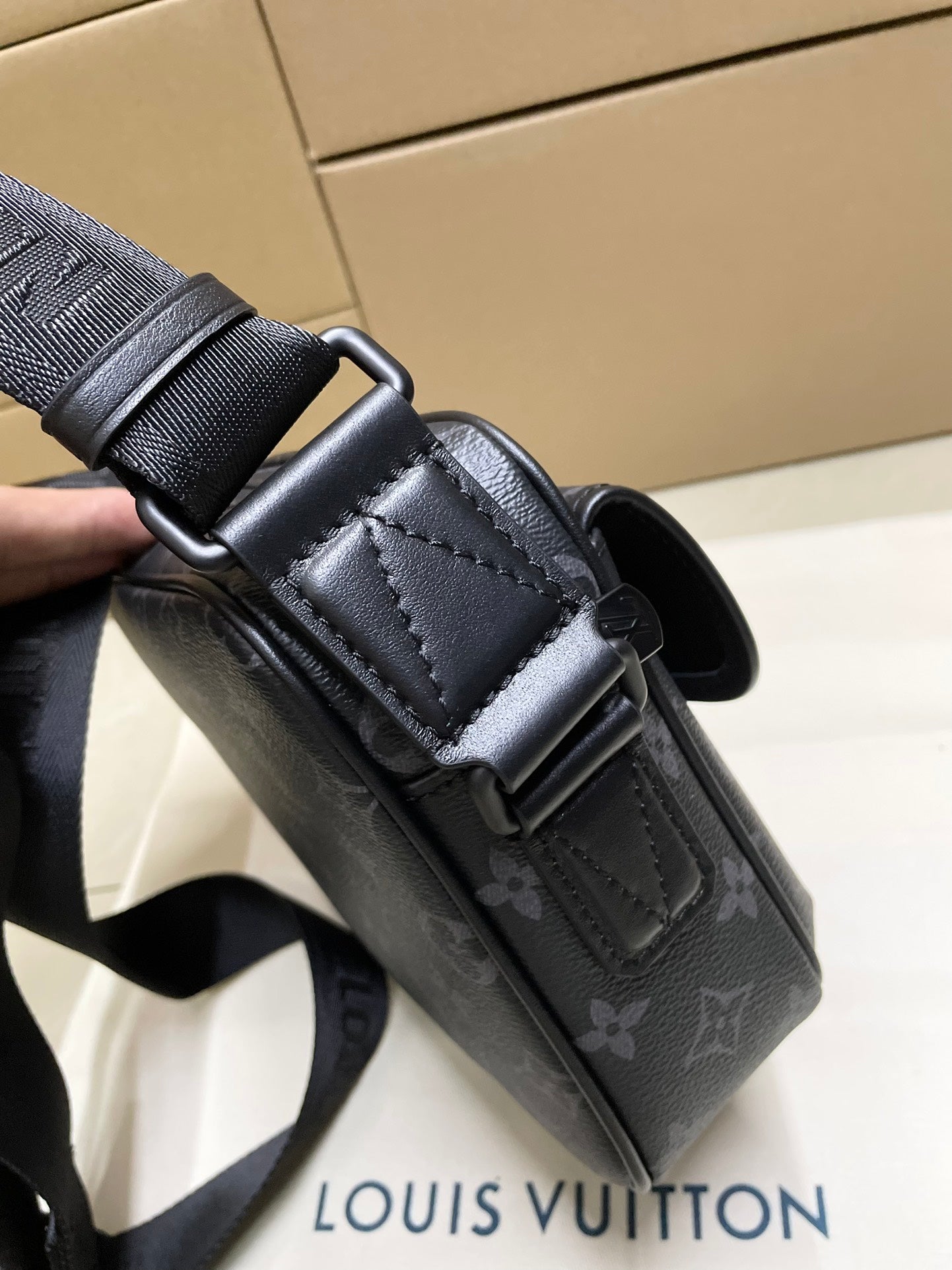 Gucci LV GETAWAY