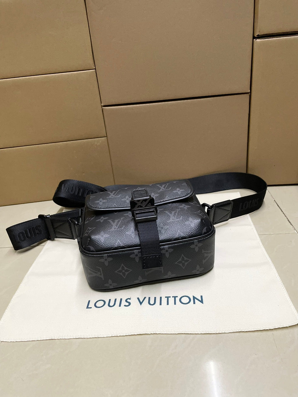 Gucci LV GETAWAY