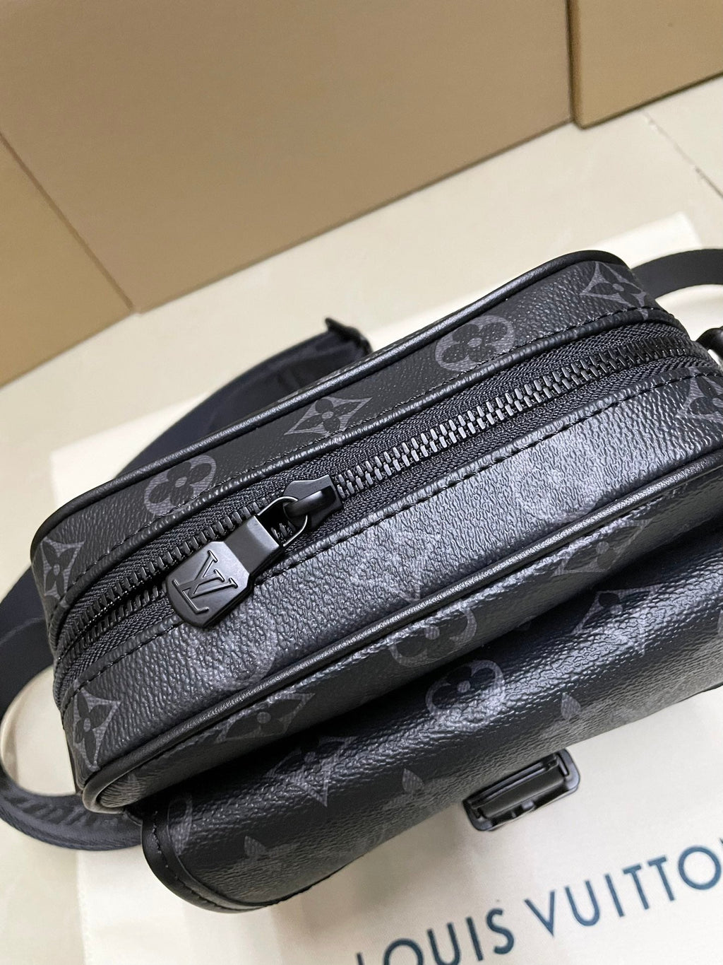 Gucci LV GETAWAY